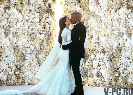Kim Kardashian con su esposo en Instagram